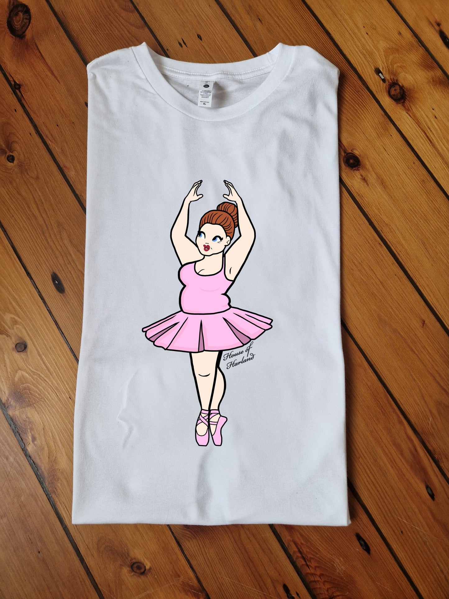 Hildy Ballerina T-shirt